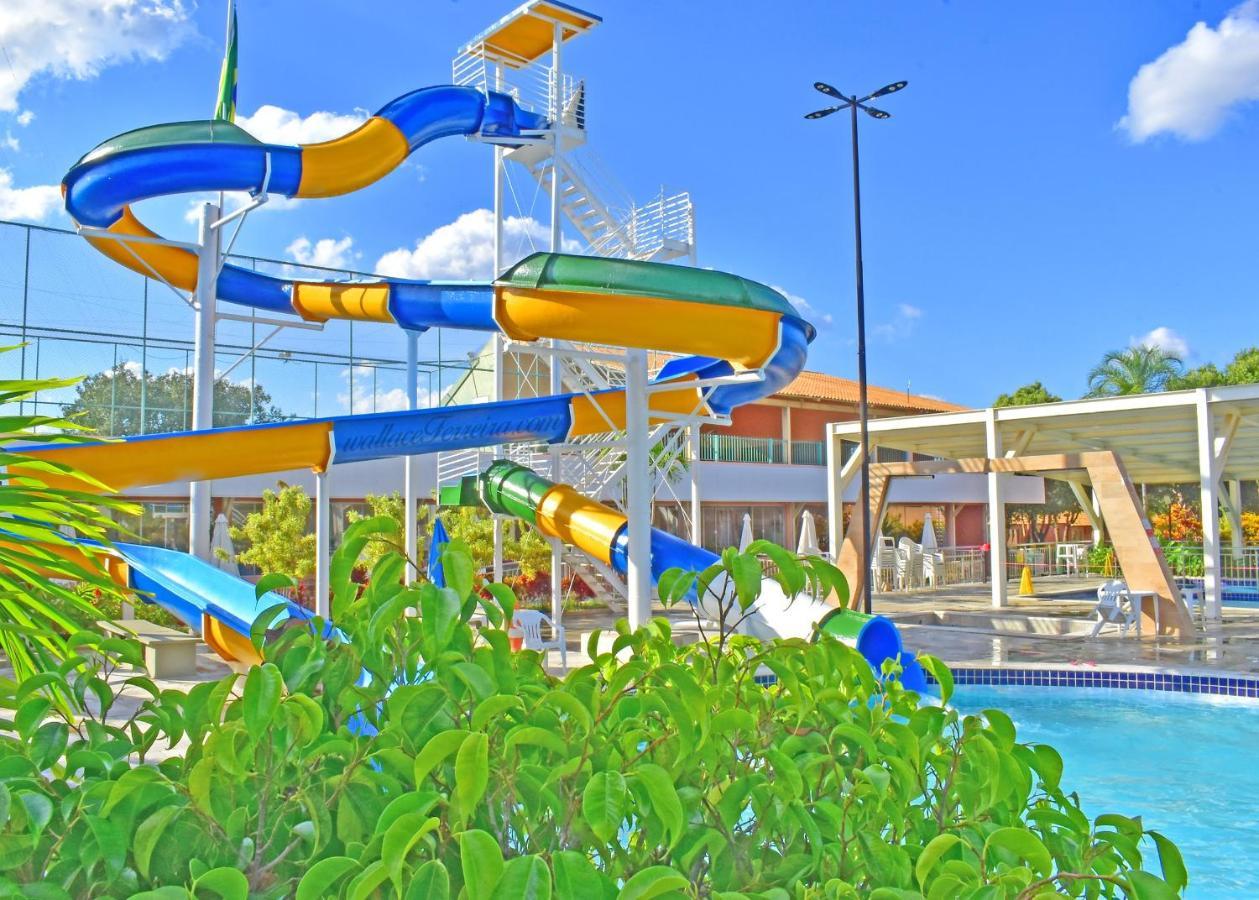 Diroma Fiori C/ Diversas Piscinas * Caldas Novas