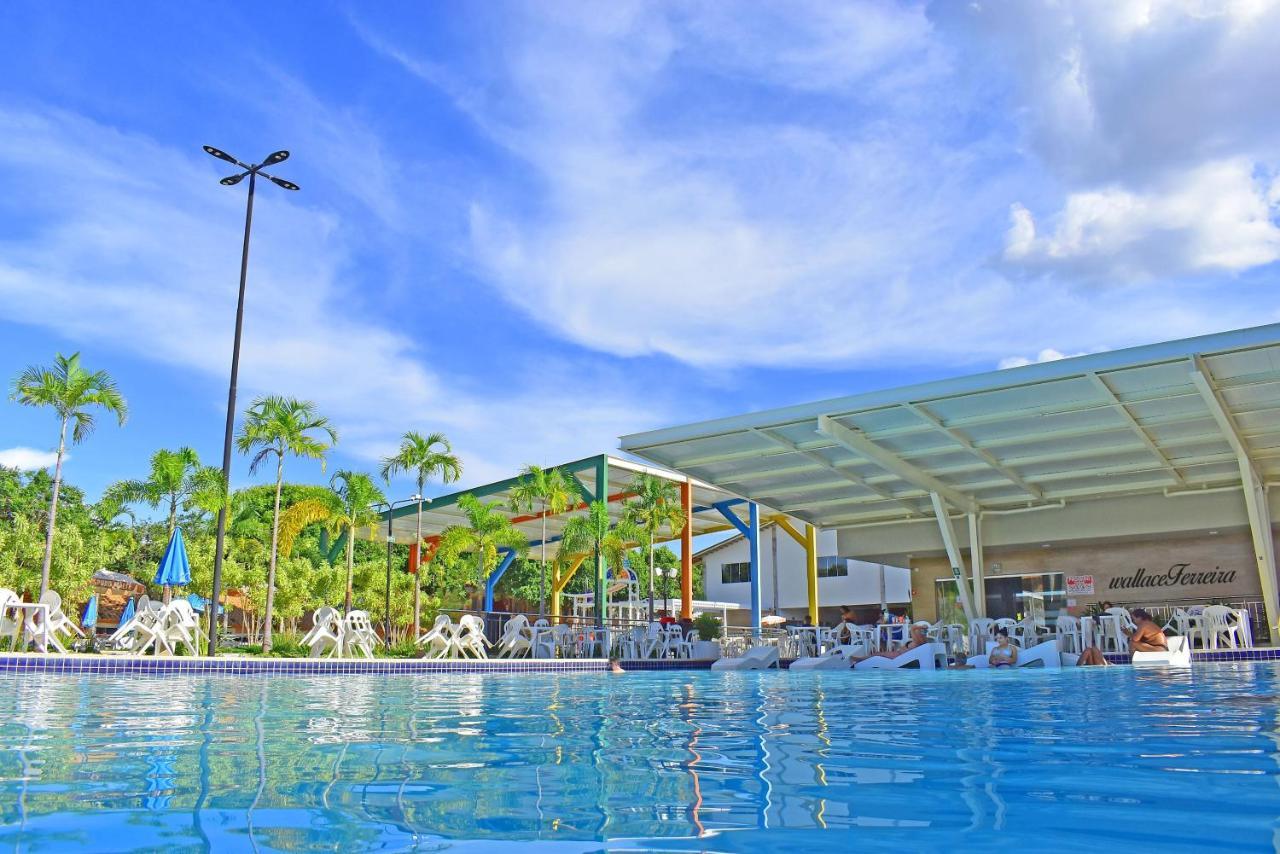 Aparthotel Diroma Fiori C/ Diversas Piscinas *